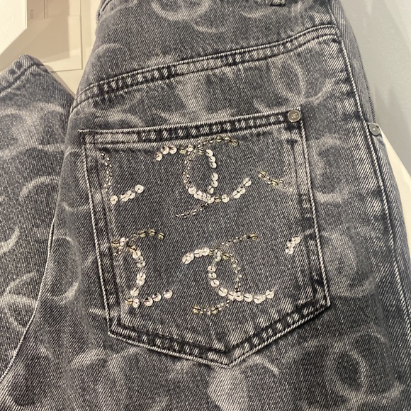 Chanel jeans - Picture 3 of 8